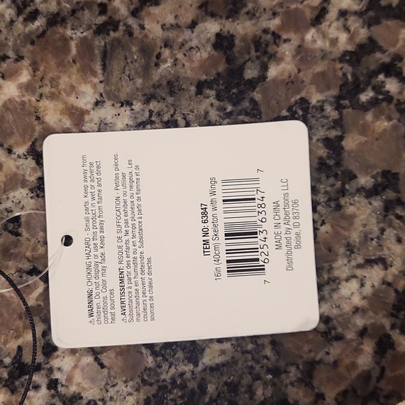 Halloween skeleton as pictured new 16 in skeleton with wings by the Gothuc - Picture 6 of 7